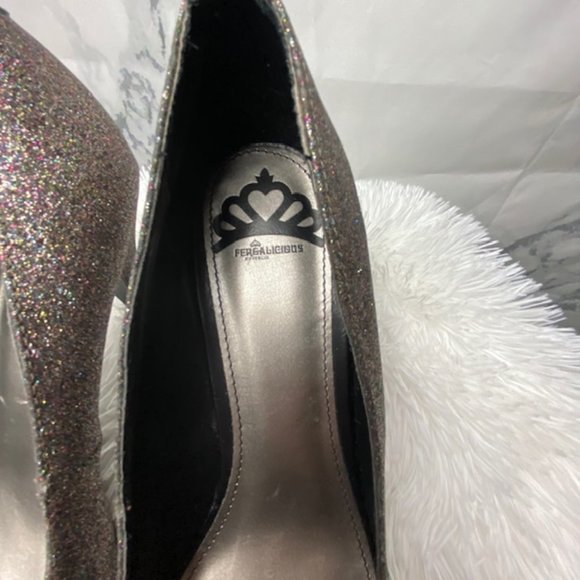 Fergalicious  Utopia Glitter Pumps - Picture 7 of 8